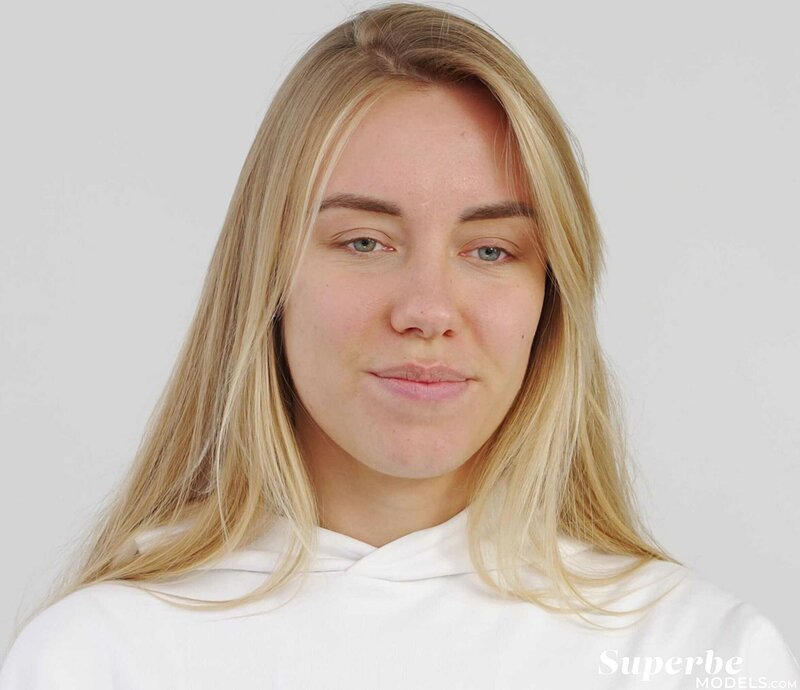 Елена, 18 лет, 4 размер груди